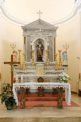 Chiesa Parrocchiale di Sant'Efisio - Altare