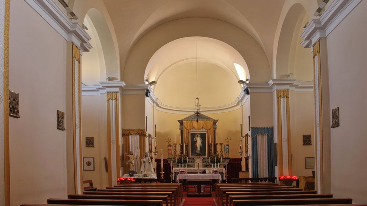 Chiesa Parrocchiale di Sant'Efisio - interni