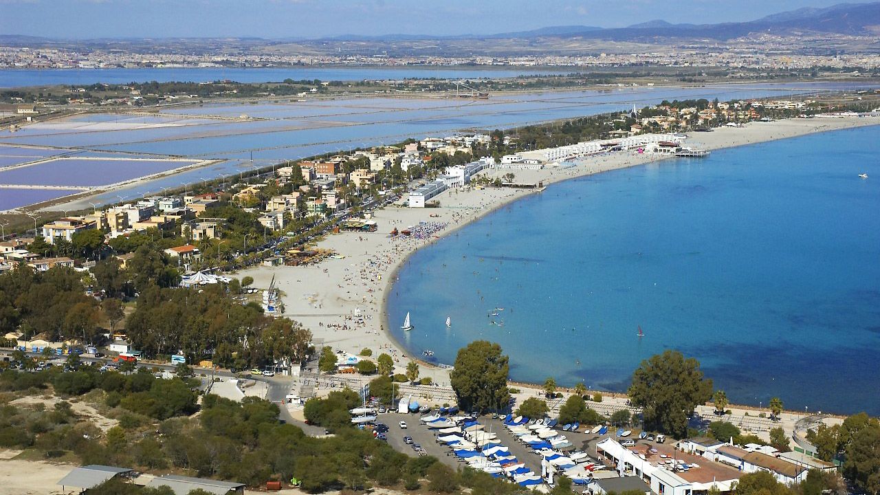 La spiaggia del Poetto a Cagliari